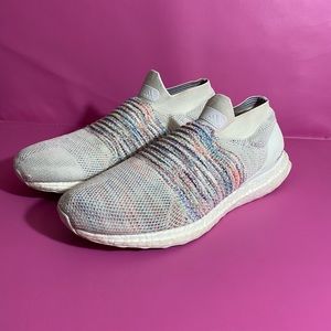 Adidas ultra boost laceless